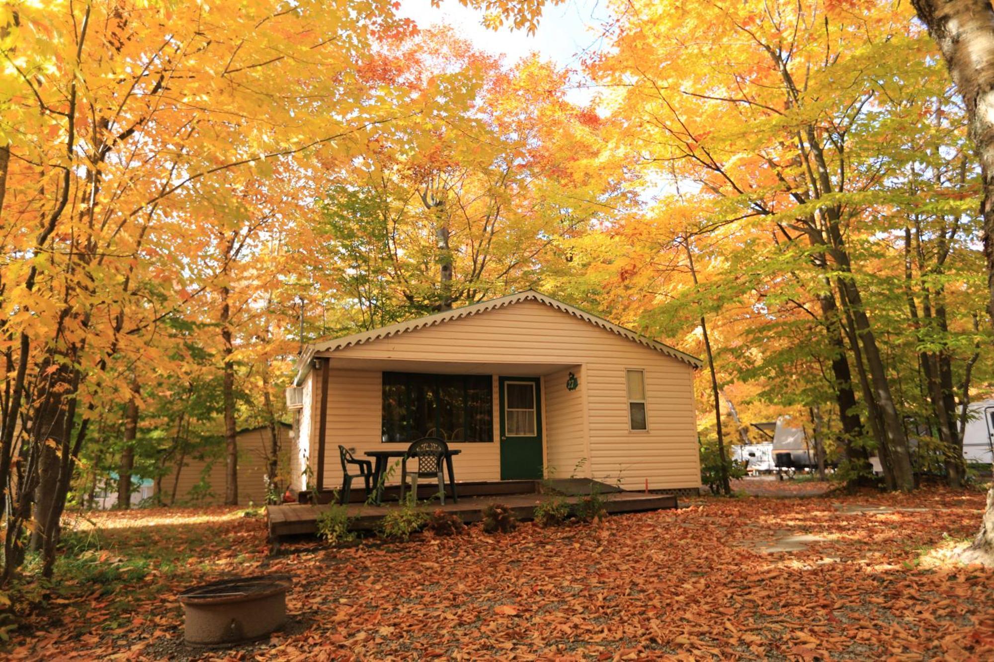 Camping Chalets Lac St-Augustin ケベックシティ エクステリア 写真